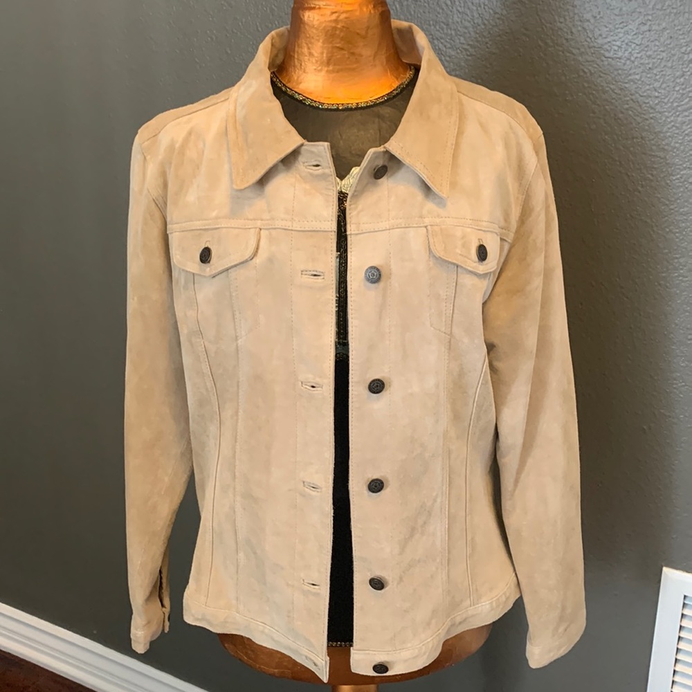 For Joseph tan/cream suede jacket. XL